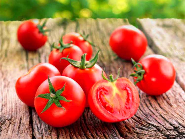 Top 5 Health Benefits Of Eating Tomatoes