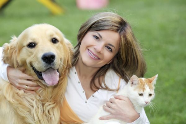 HERE ARE SOME TIPS FOR YOU TO GO ON VACATION WITH YOUR PET