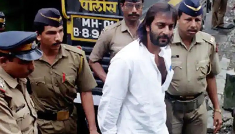 5 Bollywood Superstars Were In Jail In Different Cases