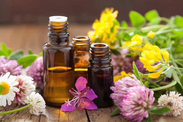 4 Best And Essential Oils For Skin