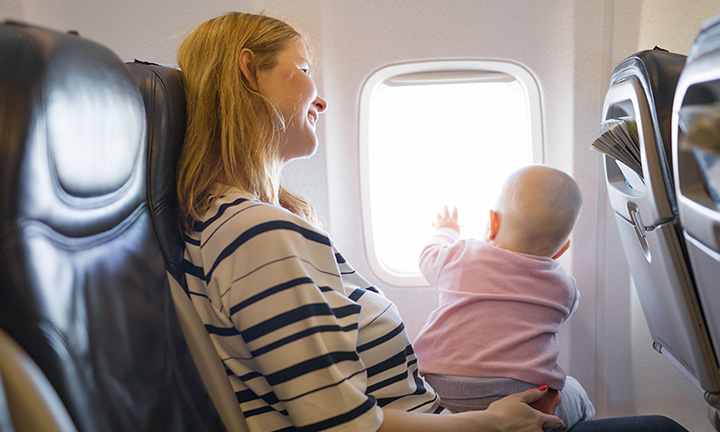 What citizenship does a baby born on a plane have?