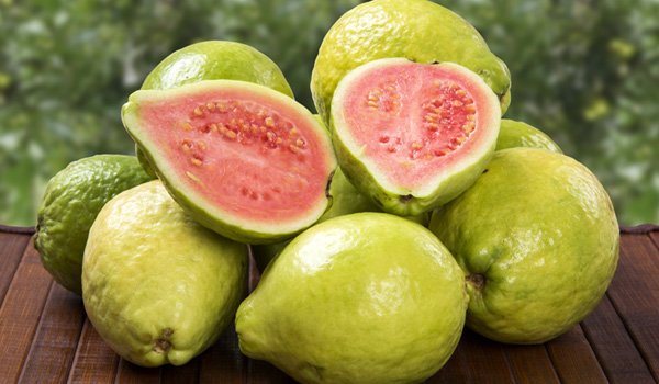 8 Amazing And Surprising Health Benefits Of Eating Guava Daily