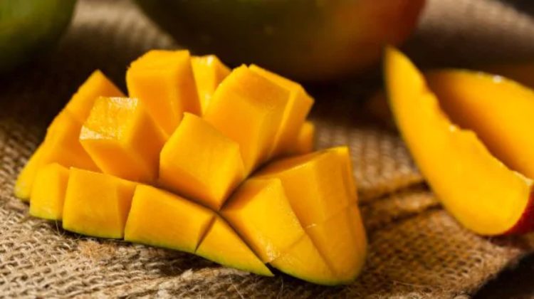 4 Side effects of eating excess of mangoes