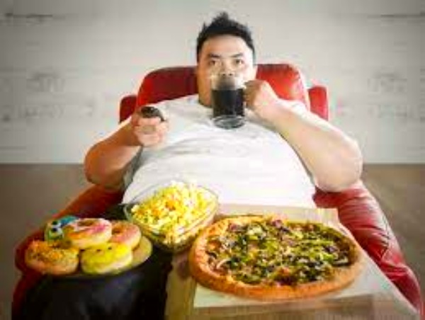 Top 5 most dangerous side effects of overeating