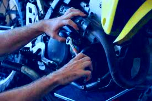 7 Useful tips to maintain your bike tip and top
