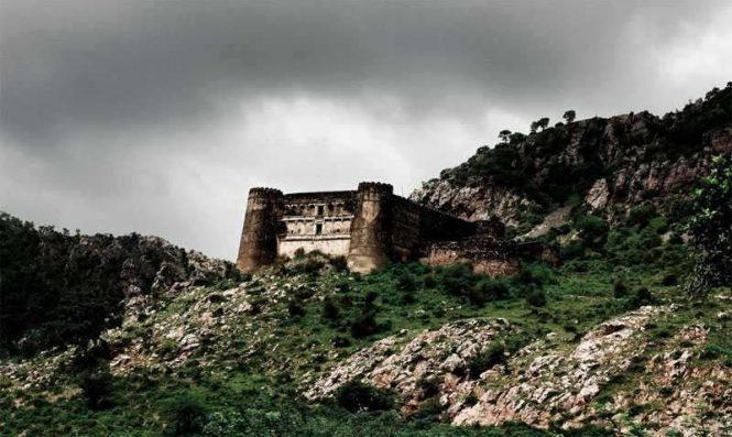 bhangarh fort story